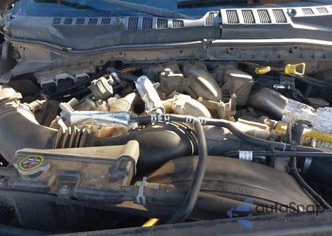 2017 Ford F-250 Lariat z USA, uszkodzony, nr VIN 1FT7W2BT7HED23010